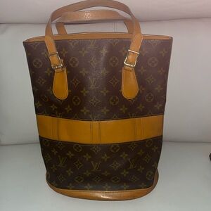 Vintage Louis Vuitton Bucket Tote in Monogram with tan leather trim